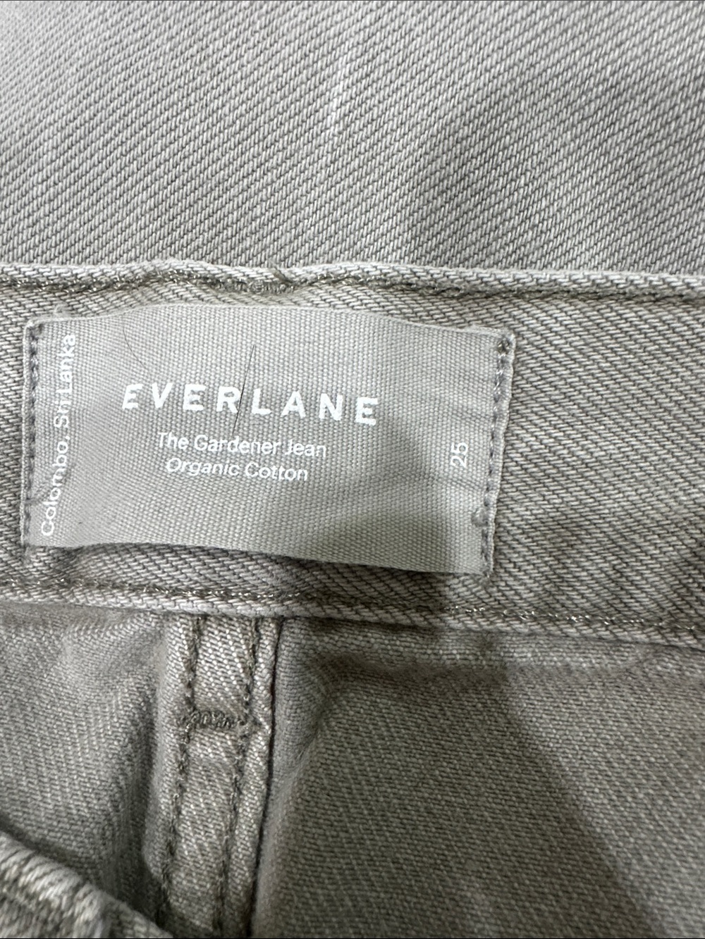 Everlane Gardener Jeans - Picture 9 of 13
